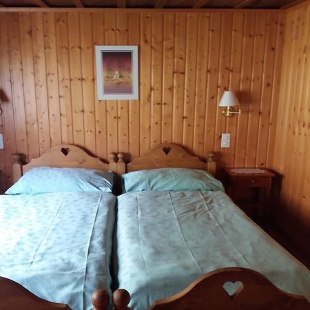 Hotel Du Chamois L'Etivaz ภายนอก รูปภาพ