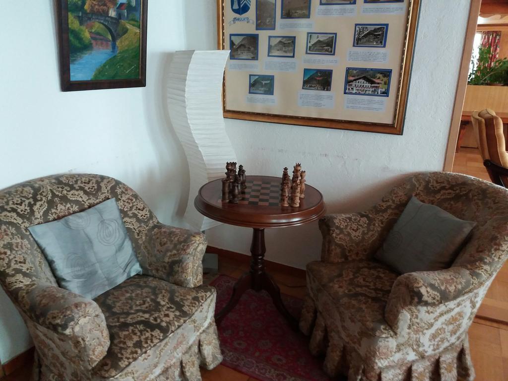 Hotel Du Chamois L'Etivaz ภายนอก รูปภาพ