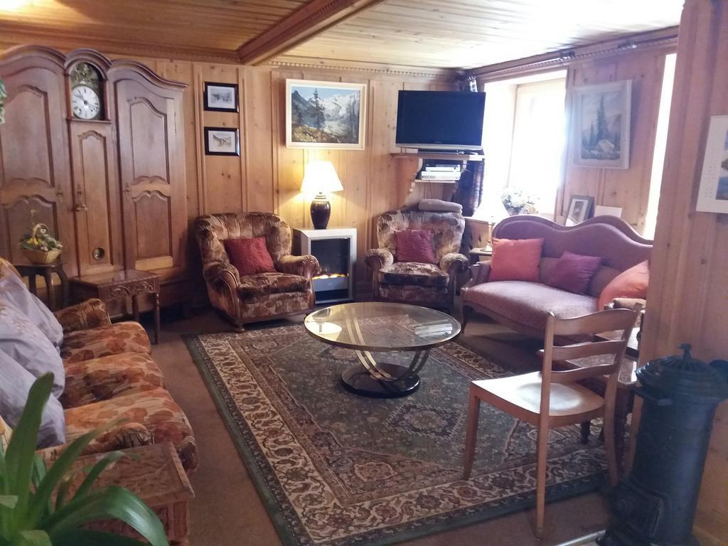 Hotel Du Chamois L'Etivaz ภายนอก รูปภาพ